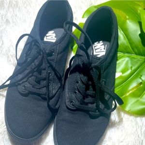 Like new Van Heusen shoes